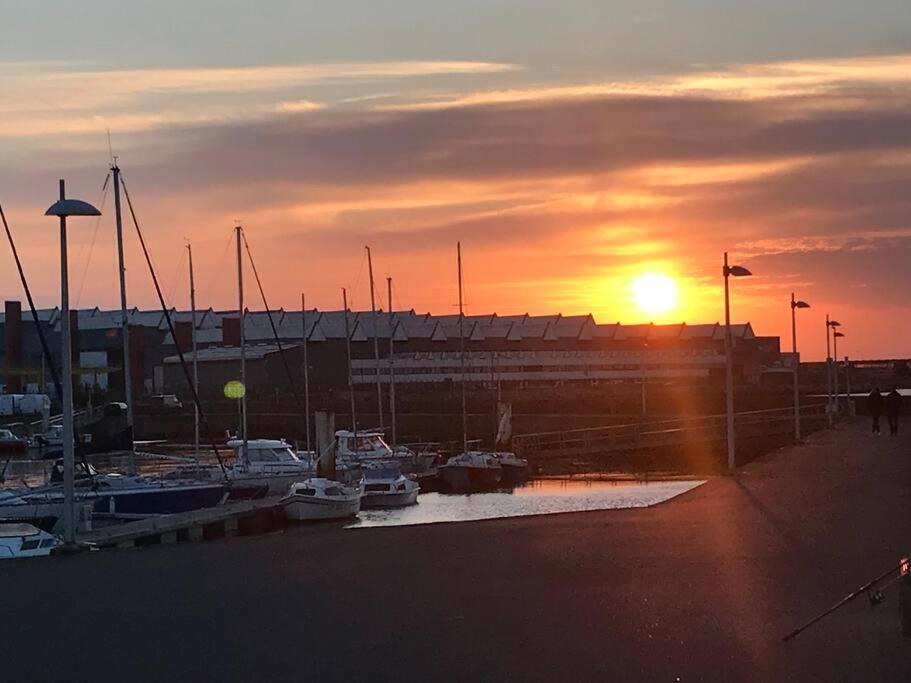 Duplex, Le Citadin Apartman Cherbourg-en-Cotentin Kültér fotó